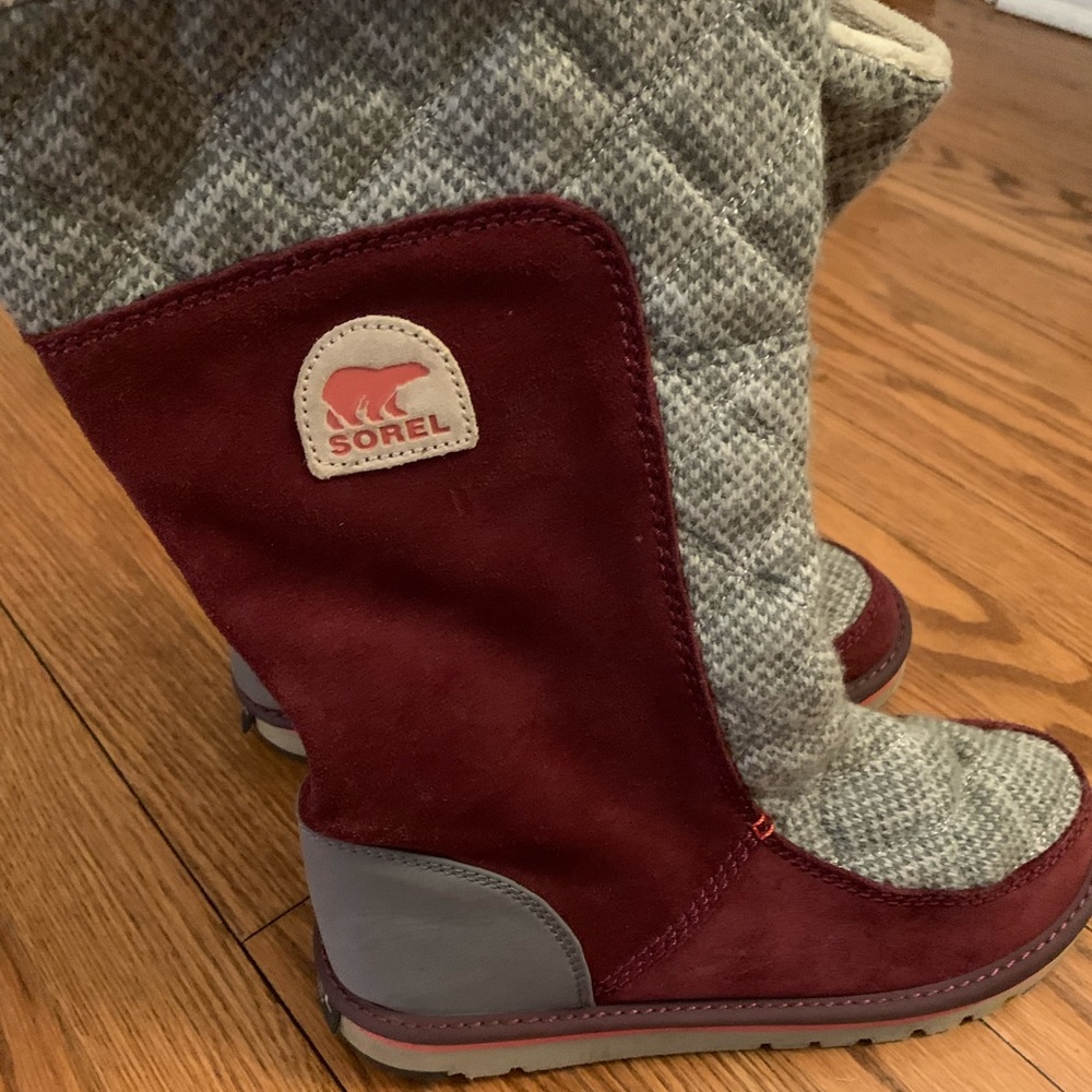 Sorel Woman’s Boots - Size 8